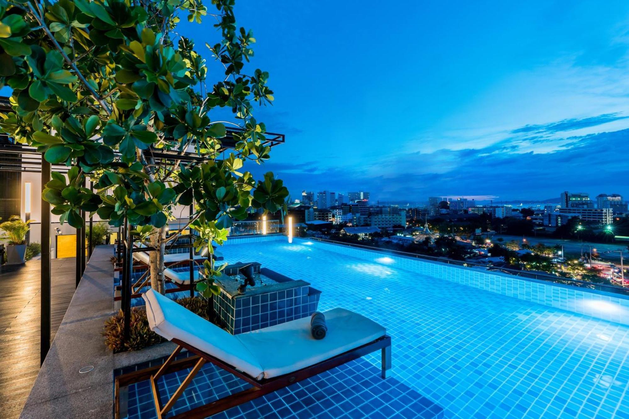 T Pattaya Hotel By Pcl エクステリア 写真