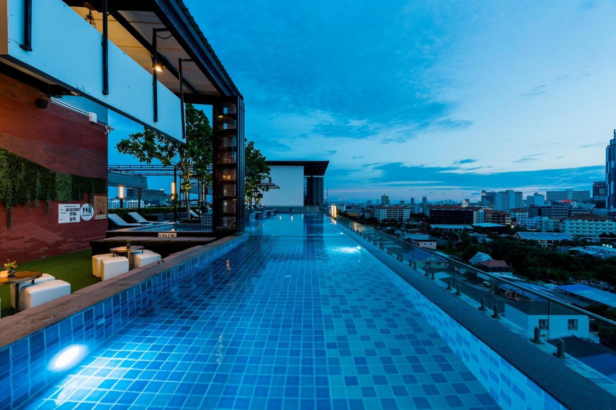 T Pattaya Hotel By Pcl エクステリア 写真