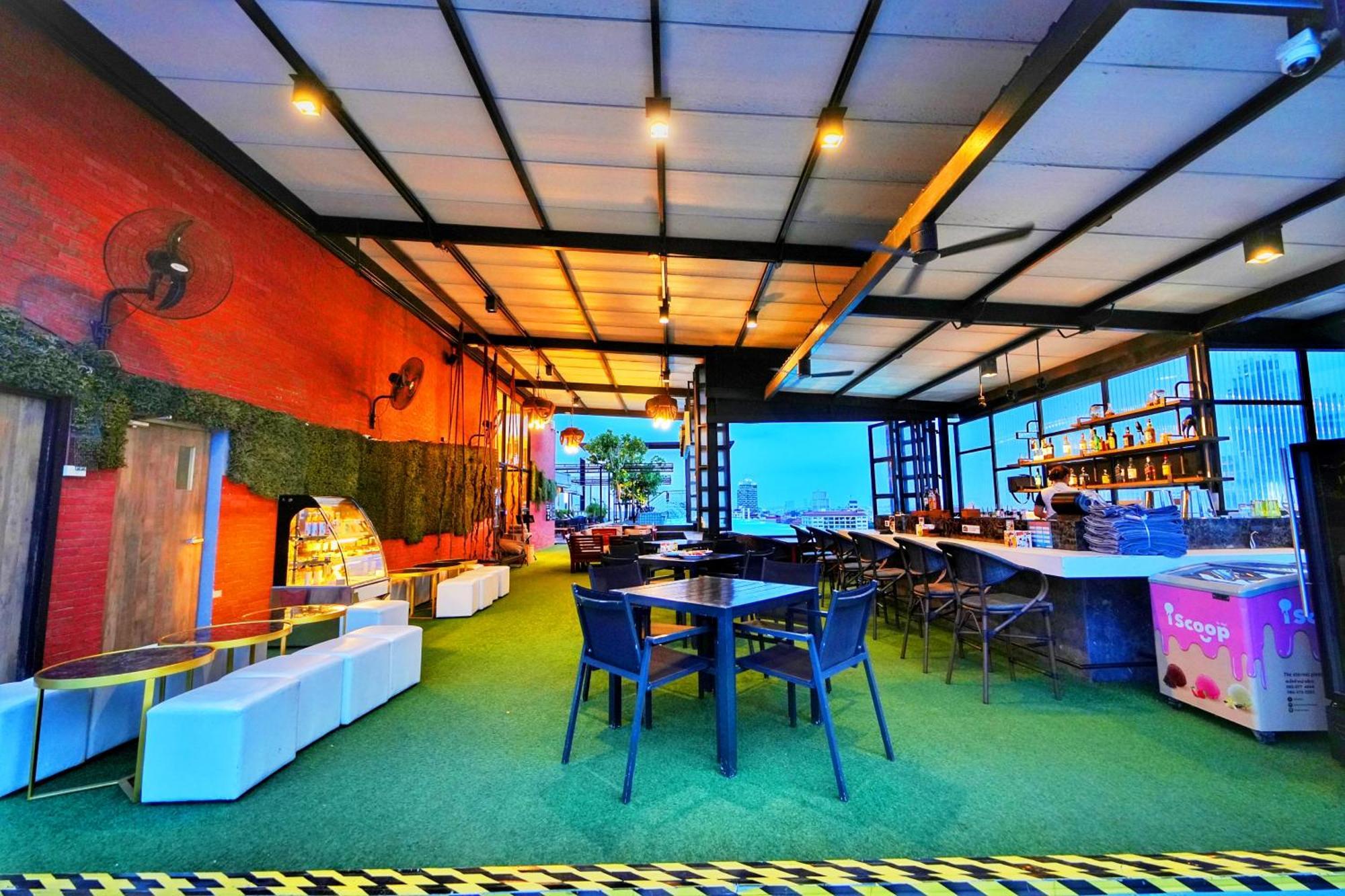T Pattaya Hotel By Pcl エクステリア 写真