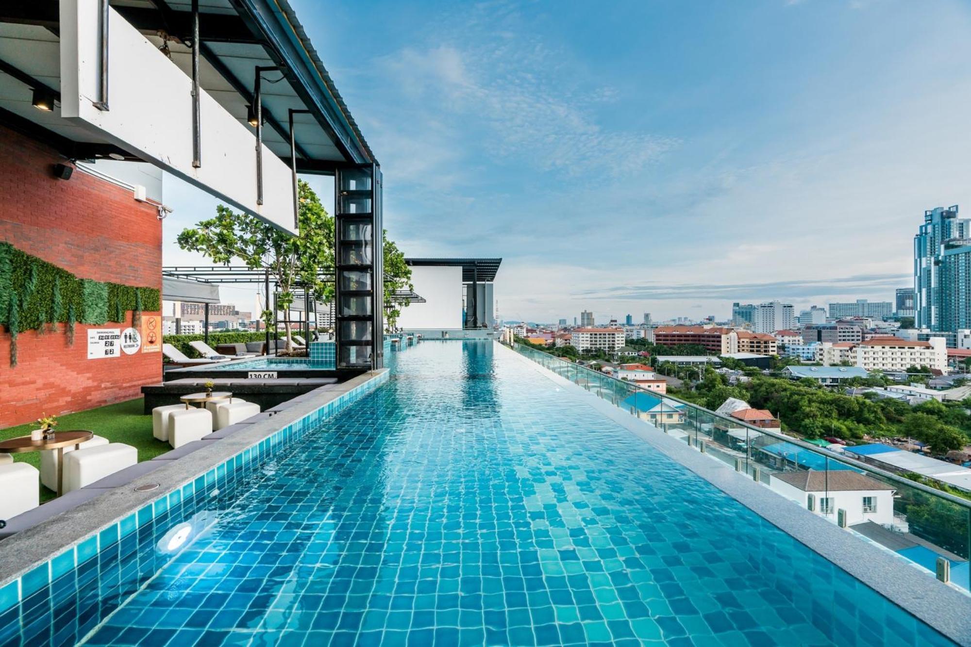 T Pattaya Hotel By Pcl エクステリア 写真